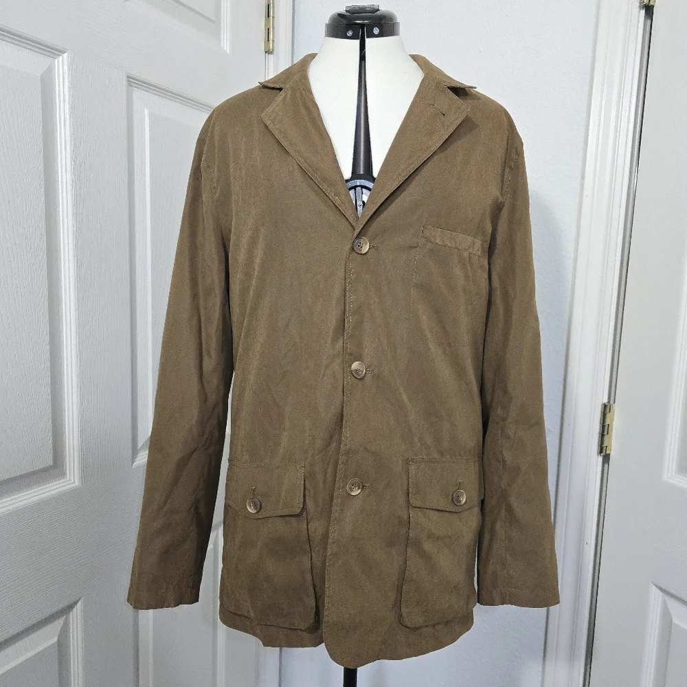 TravelSmith Tan Lightweight Chore Jacket Size Medium Utility Safari Stand Collar